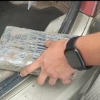 La droga encontrada en el auto con los tres sospechosos.