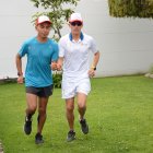 Darwin Castro (blanco) y su instructor Sebastián Rosero (celeste) nos representan en los Juegos Paralímpicos.