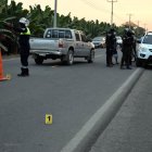 Geovanny Zambrano quedó sin vida a varios metros de la vía principal .