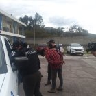 El detenido lloraba para que no le llevaran detenido.