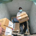 Referencial. Las empresas estiman que luego de la entrega total de las dosis las distintas naciones podrán vacunar casi por completo en cinco meses a sus poblaciones.