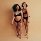 Llenita o no, disfruta que puedes abrazar, besar y sentir a tus hijos.