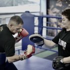 Andrés Muñoz tiene en su madre, Beatriz Morán, a su apoyo y mayor motivación en el cuadrilátero.