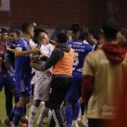 Los enfrentamientos entre los jugadores de Liga de Quito y Emelec fueron sancionados por la comisión de disciplina de la LigaPro.