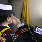 De manera virtual Angeline fue proclamada como la abanderada del colegio Altamar.