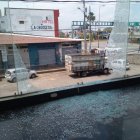 Así quedó el local de motos baleado la noche del lunes 27 de septiembre, en Babahoyo.