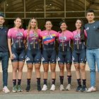 Miryam Núñez (c) es la líder del Liro Sport, equipo al que llevó a su compatriota Daniela Jiménez (d)