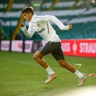 El zaguero ecuatoriano fue incluido en el equipo titular del Bayer 04 Leverkusen, para el duelo de la Europa League ante el Celtic.