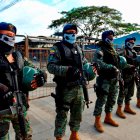Fuerzas Armadas ecuatorianas, en conjunto con miembros de la Policía, adelantan un operativo desde la madrugada de hoy, en la penitenciaria del litoral, en Guayaquil