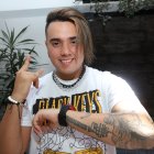 El artista empezó tocando la trompeta. No sabía ni bailar cuando entró al grupo Salserín.