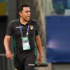 Fotografía de archivo en la que se registró al seleccionador del equipo nacional masculino de fútbol de Bolivia, el venezolano César Farías.