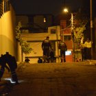 Los miembros de Criminalística encontraron los casquillos en el pasaje.