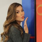 Trabaja como presentadora en Teleamazonas. Fue virreina de Guayaquil 2017.