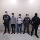 Los sujetos fueron presentados, pero sus identidades no fueron proporcionadas.