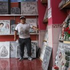 Eduardo Chicaiza muestra una de las técnicas que aprendió de don Riverita.