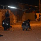 Agentes de Criminalística levantaron nueve indicios balísticos en el sitio.
