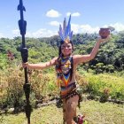 Adriana Guatatuca Santi, representa a comunidad amazónica.