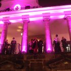 Carondelet se iluminó de rosa.