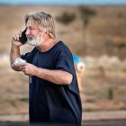 A través de Twitter, el actor dio sus declaraciones luego de la muerte accidental de la directora de imagen de la película que rodaba.