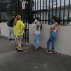 Mayra Obando (jean celeste) estuvo en la morgue de Quevedo y pedía que busquen a los involucrados en el asesinato de su conviviente.