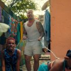 José Álvaro Osorio Balvín, ​ conocido como J Balvin, es un cantante y productor discográfico colombiano,