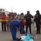 El cuerpo de José Cedeño quedó tendido sobre la calle.