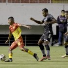 Barcelona perdió el 27 de octubre ante Aucas (amarillo), en el duelo aplazado la octava fecha de la segunda etapa de la LigaPro.