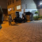 El cadáver del joven fue hallado en el garage de un domicilio.