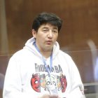 La sudadera del  parlamentario fue  criticada en las plataformas. Hasta lo compararon con el creador de Facebook.