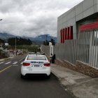 La Policía llevó el cuerpo del joven suicida a la morgue