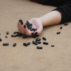 Se apunta a que si habían más ayudas económicas, hubiera habido menos casos de suicidios en la pandemia.