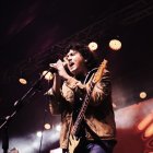 El artista agradece que la  inspiración le llegue constantemente. Escribió 60 canciones en pandemia.