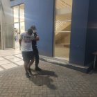 El capturado registra antecedentes penales. Fue trasladado a la Fiscalía de Flagrancia, en el norte de la urbe.