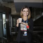 La asambleísta Jhajaira Urresta también le hace al canelazo.