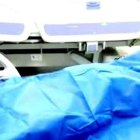 Uno de los cadáveres  fue levantado en una casa de salud.