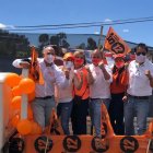 Alejandro Jaramillo hasta se cayó de la camioneta durante su candidatura.