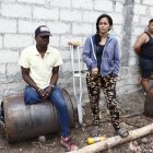 Darwin Guagua, de 32 años, no asimilaba aún cómo había logrado salvar a su mamá.