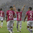 Independiente del Valle celebrando su primer gol en la final.