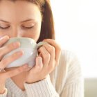 Algunos tés pueden favorecer el sueño profundo.