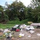 Maniatado, muerto y dentro de un colchón