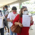 Medidas. En centros comerciales el carné de vacunación es obligatorioMiguel canales