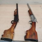 Las dos armas de fuego incautadas