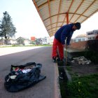 Vecinos también se encargan de limpiar estos espacios.