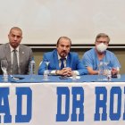 David Trezeguet (c) dijo que le gustaría estar en la Explosión Azul. Estuvo junto a José Auad y al Dr. Roberto Gilbert Febres Cordero.