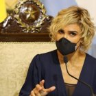 La alcaldesa pide obligar a los cantones a tomar medidas del COE Nacional para frenar a la Covid.