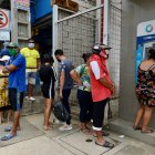 El dispositivo expulsa una tinta especial que mancha de manera permanente los billetes, con lo que el dinero pierde su valor.