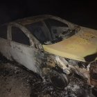 Así quedó el automotor sustraído.