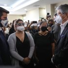 El Presidente Lasso, habla con famliares del policía Daniel Laaz