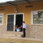 En este domicilio fue asesinado Édison Marcillo Villamar. Él intentó huir de sus verdugos.