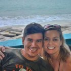 Isaac y Úrsula comparten ciertos momentos de pareja, en redes sociales.